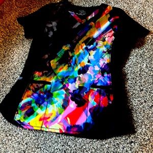 Printed scrub top